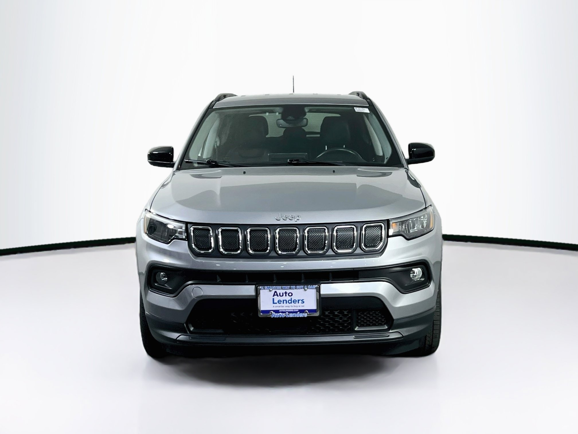 Used 2022 Jeep Compass Latitude w/ Convenience Group AWD/4WD image 2