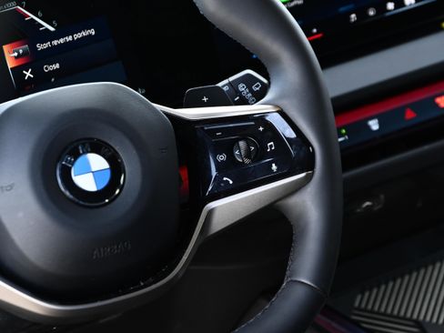 Certified 2025 BMW X3 xDrive30i w/ Premium Package image 28