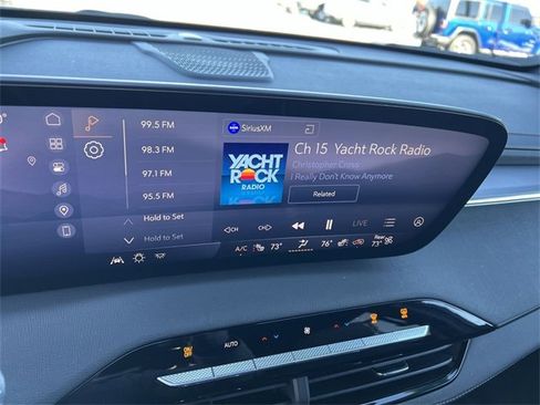 Certified 2025 Buick Enclave Sport Touring image 12