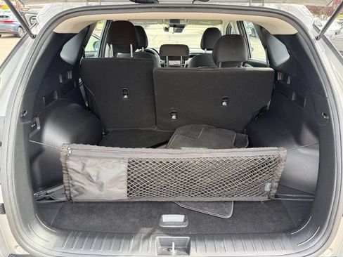Used 2024 Hyundai Tucson SE AWD/4WD image 32