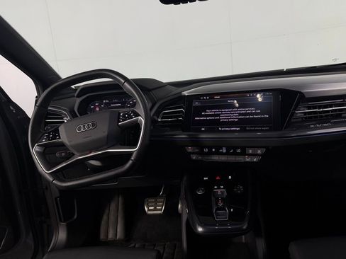 Used 2024 Audi Q4 e-tron Premium Plus w/ Premium Plus AWD/4WD image 17
