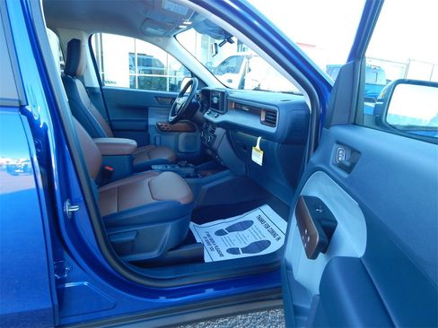 New 2024 Ford Maverick Lariat w/ 4K Tow Package image 13