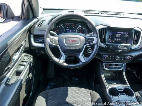 Used 2024 GMC Terrain SLE w/ Driver Convenience Package AWD/4WD image 12