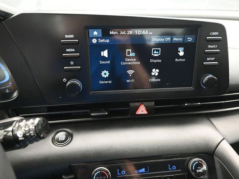 New 2025 Hyundai Elantra Sport FWD image 15