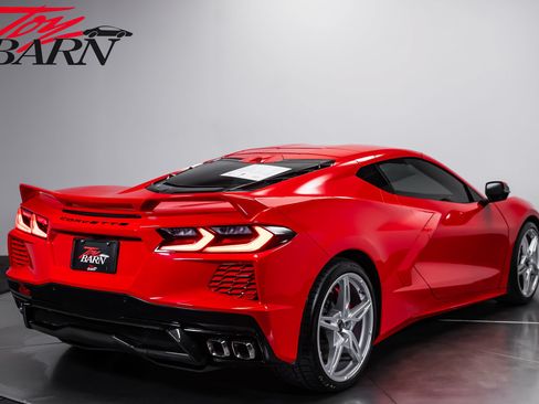 Used 2020 Chevrolet Corvette Stingray Preferred Cpe w/ 2LT Preferred Equipment Group RWD image 13