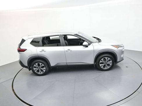 Used 2023 Nissan Rogue SV FWD image 40