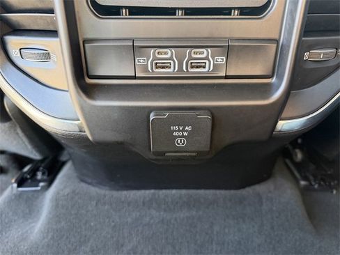 Used 2021 RAM 1500 Laramie image 14