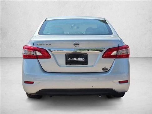 Used 2015 Nissan Sentra S FWD image 7
