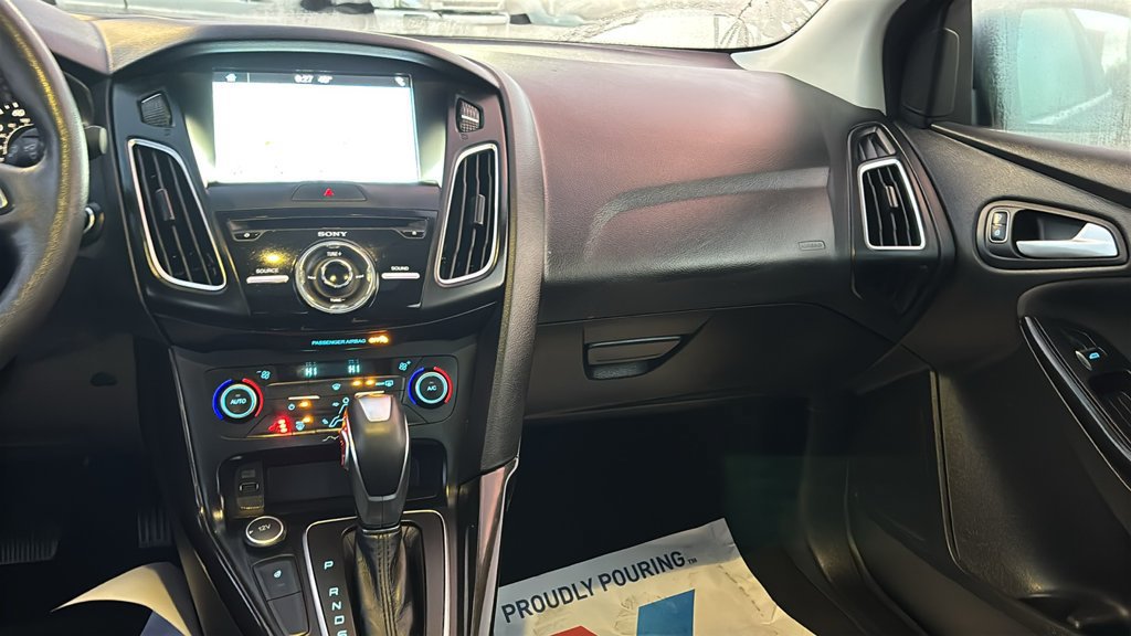 Used 2018 Ford Focus Titanium FWD image 8