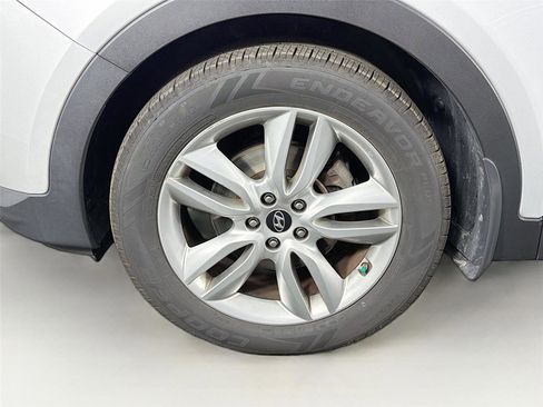 Used 2014 Hyundai Santa Fe Sport 2.0T w/ Navigation Package 06 FWD image 28