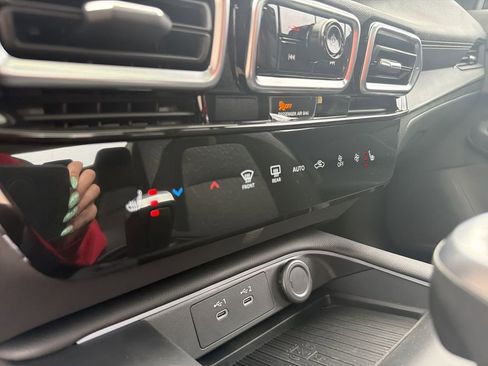 New 2026 Nissan Sentra SV w/ SV Convenience Package image 26