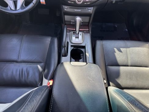 Used 2010 Honda Crosstour EX-L image 21