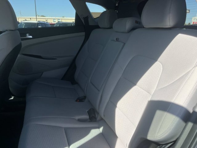 Used 2021 Hyundai Tucson SEL FWD image 16
