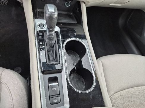 Used 2024 Nissan Altima 2.5 SV w/ SV Premium Package FWD image 24