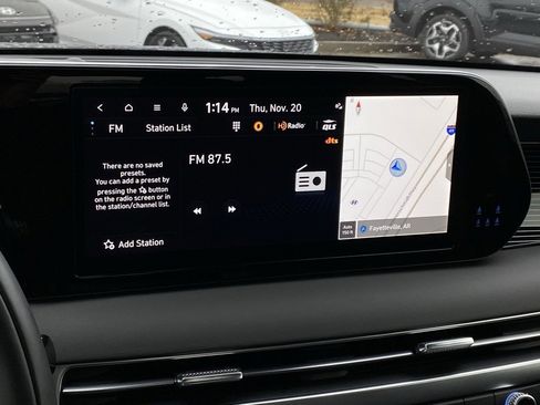 Used 2025 Hyundai Palisade Calligraphy image 16