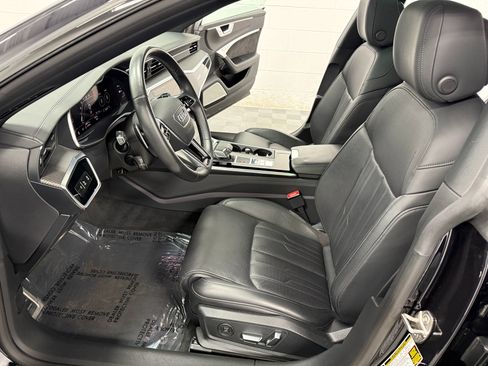 Used 2021 Audi RS 7 Sportback w/ Carbon Optic Package image 23