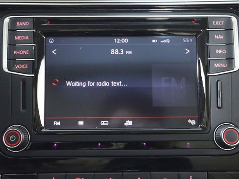 Used 2016 Volkswagen Passat 1.8T SE w/ Lighting Package image 20