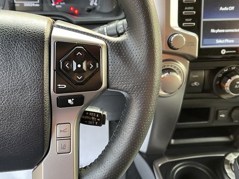 Certified 2024 Toyota 4Runner SR5 AWD/4WD image 20