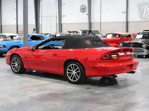 Used 2002 Chevrolet Camaro Z28 w/ SS Performance/Appearance Pkg image 26