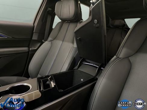 Used 2024 Cadillac Lyriq Luxury image 53