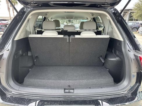 Used 2024 Volkswagen Tiguan S FWD image 8