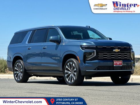 New 2025 Chevrolet Suburban High Country image 1
