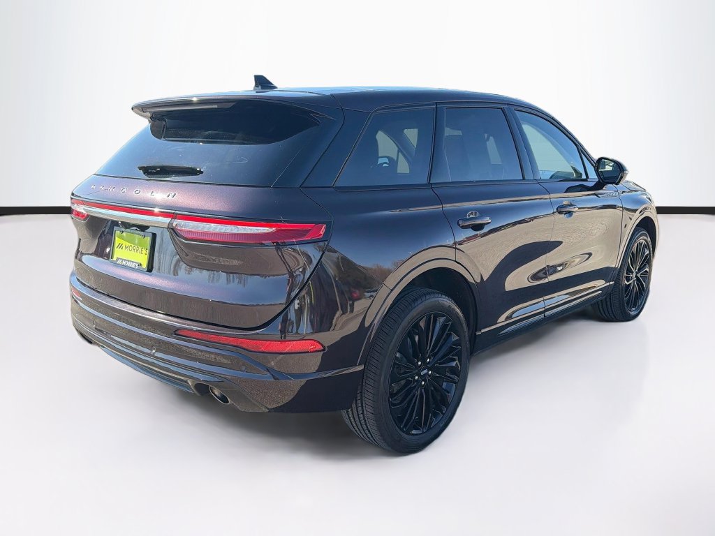 Used 2023 Lincoln Corsair AWD w/ Equipment Group 101A image 5