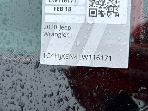 Used 2020 Jeep Wrangler Unlimited Sahara w/ Uconnect 4C Nav & Sound Group AWD/4WD image 41