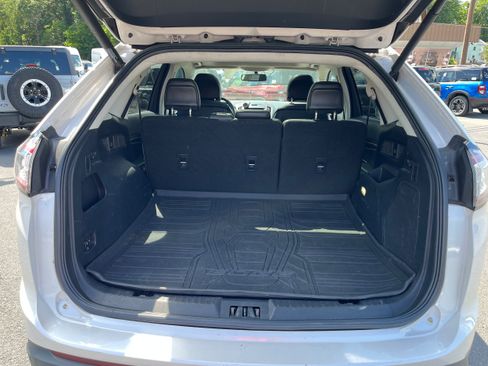 Used 2016 Ford Edge Titanium w/ Equipment Group 301A AWD/4WD image 14