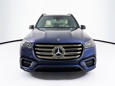 New 2026 Mercedes-Benz GLS 450 4MATIC image 2