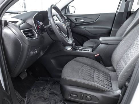 Used 2024 Chevrolet Equinox LT FWD image 7