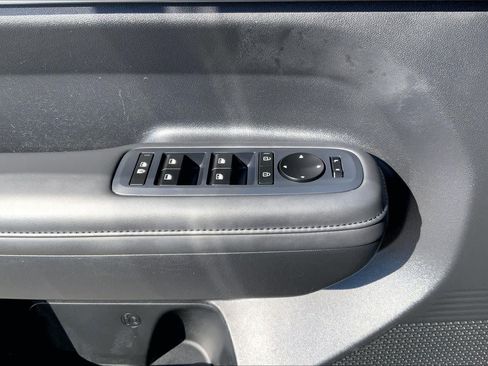 Used 2024 Hyundai Santa Fe SEL FWD image 31