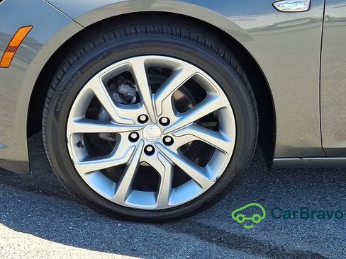 Certified 2019 Buick Regal Avenir w/ Driver Confidence Package II FWD image 8