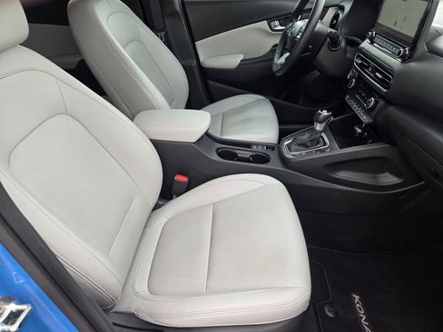 Used 2023 Hyundai Kona Limited w/ Cargo Package FWD image 13
