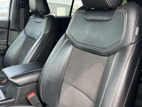 Used 2024 Ford Explorer ST AWD/4WD image 36