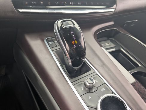 Used 2021 Cadillac Escalade Premium Luxury Platinum AWD/4WD image 26