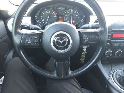 Used 2015 MAZDA MX-5 Miata Club image 5