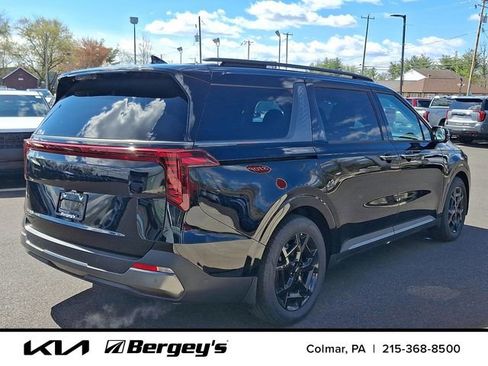 New 2026 Kia Carnival SX Prestige FWD image 3
