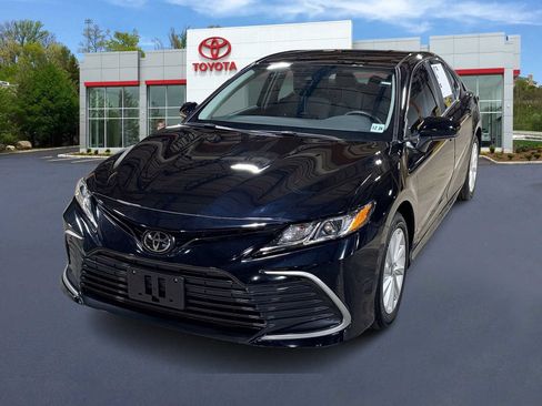 Used 2024 Toyota Camry LE AWD/4WD image 1