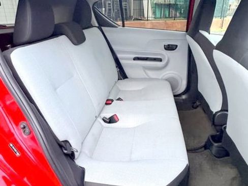 Used 2014 Toyota Prius C Two image 19