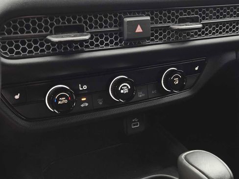 Certified 2024 Honda HR-V Sport image 19