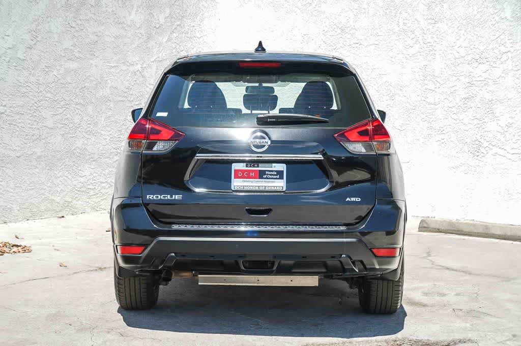 Used 2018 Nissan Rogue S AWD/4WD image 5