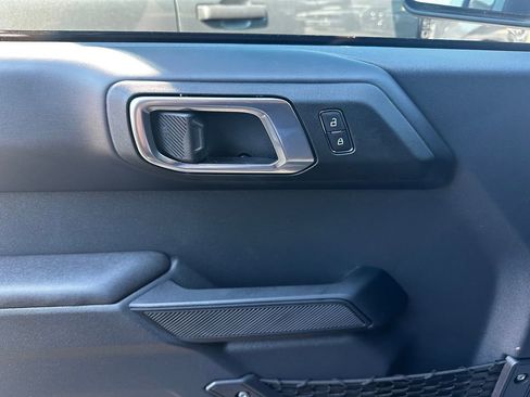 New 2025 Ford Bronco Badlands image 64