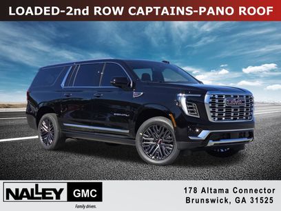 New 2026 GMC Yukon XL Denali w/ Sun & Power Step Package