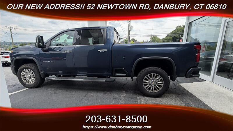 Used 2022 Chevrolet Silverado 3500 High Country AWD/4WD image 2