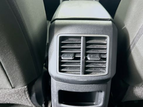 Used 2025 Kia Sportage LX image 26