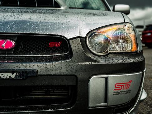 Used 2005 Subaru Impreza WRX STI AWD/4WD image 9