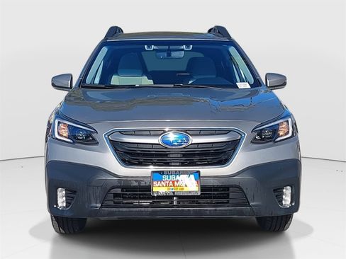 Used 2020 Subaru Outback Premium image 2