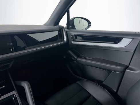 New 2026 Porsche Cayenne S AWD/4WD image 26