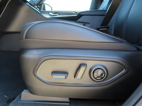 New 2026 Jeep Grand Cherokee L Limited AWD/4WD image 10